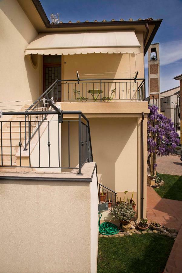 Casa Il Glicine A Due Passi Dal Centro Apartman Siena Kültér fotó